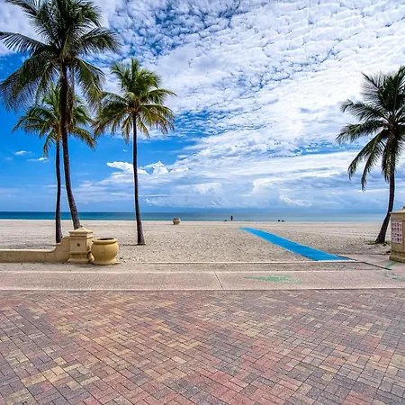 Casa Roselle On The Beach Full 22